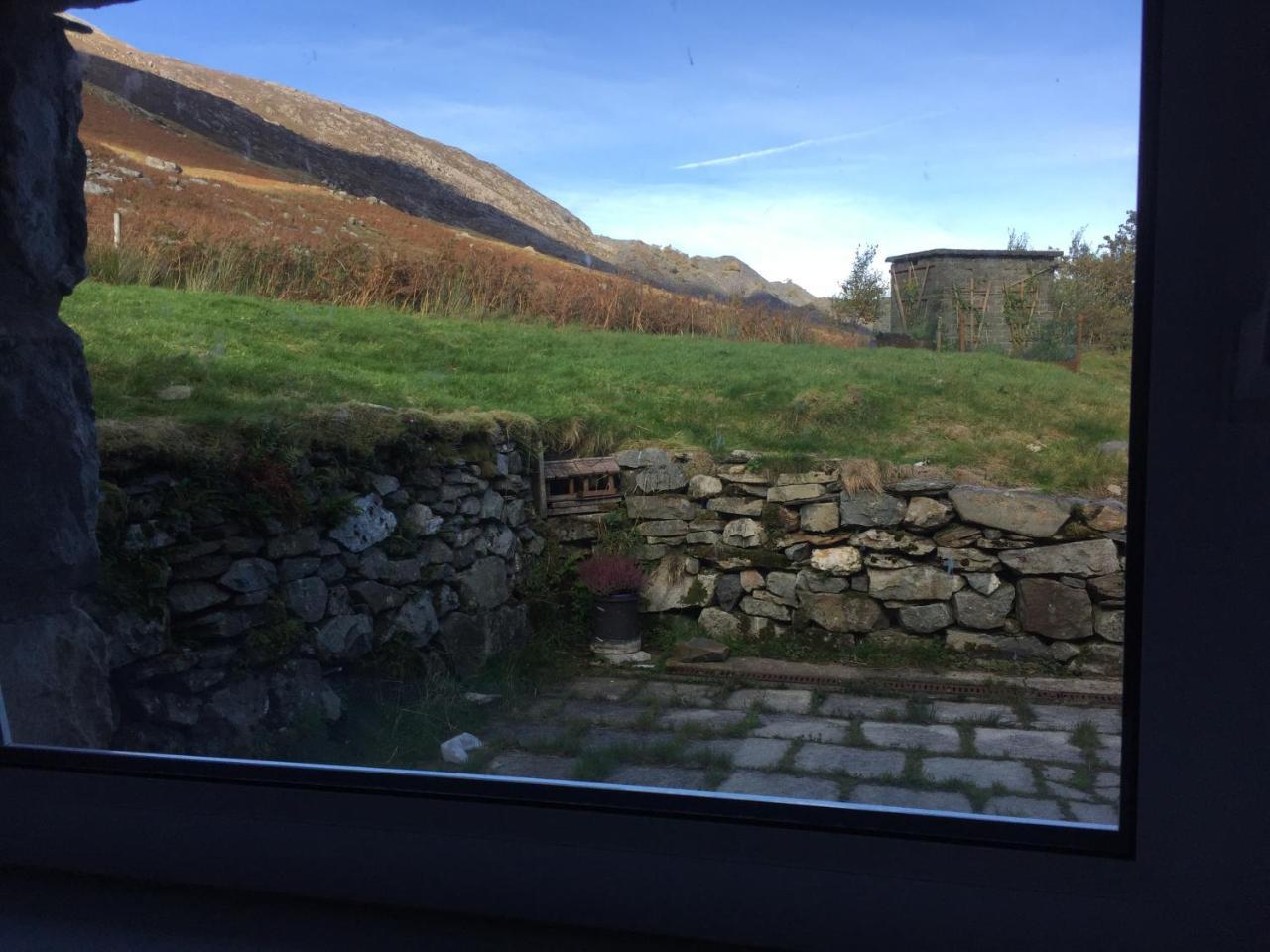 Snowdonia Mountain Hostel Bethesda Exteriör bild